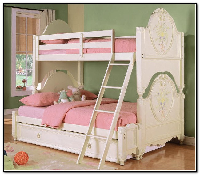 Bunk Girl Alice