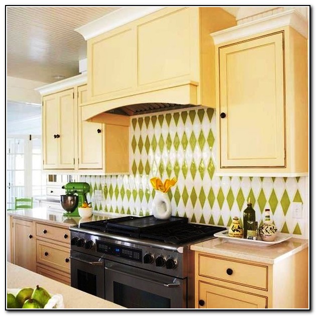 Kitchen Backsplash Ideas White Cabinets Black Countertops Kitchen Backsplash Ideas White Cabinets Black Countertops