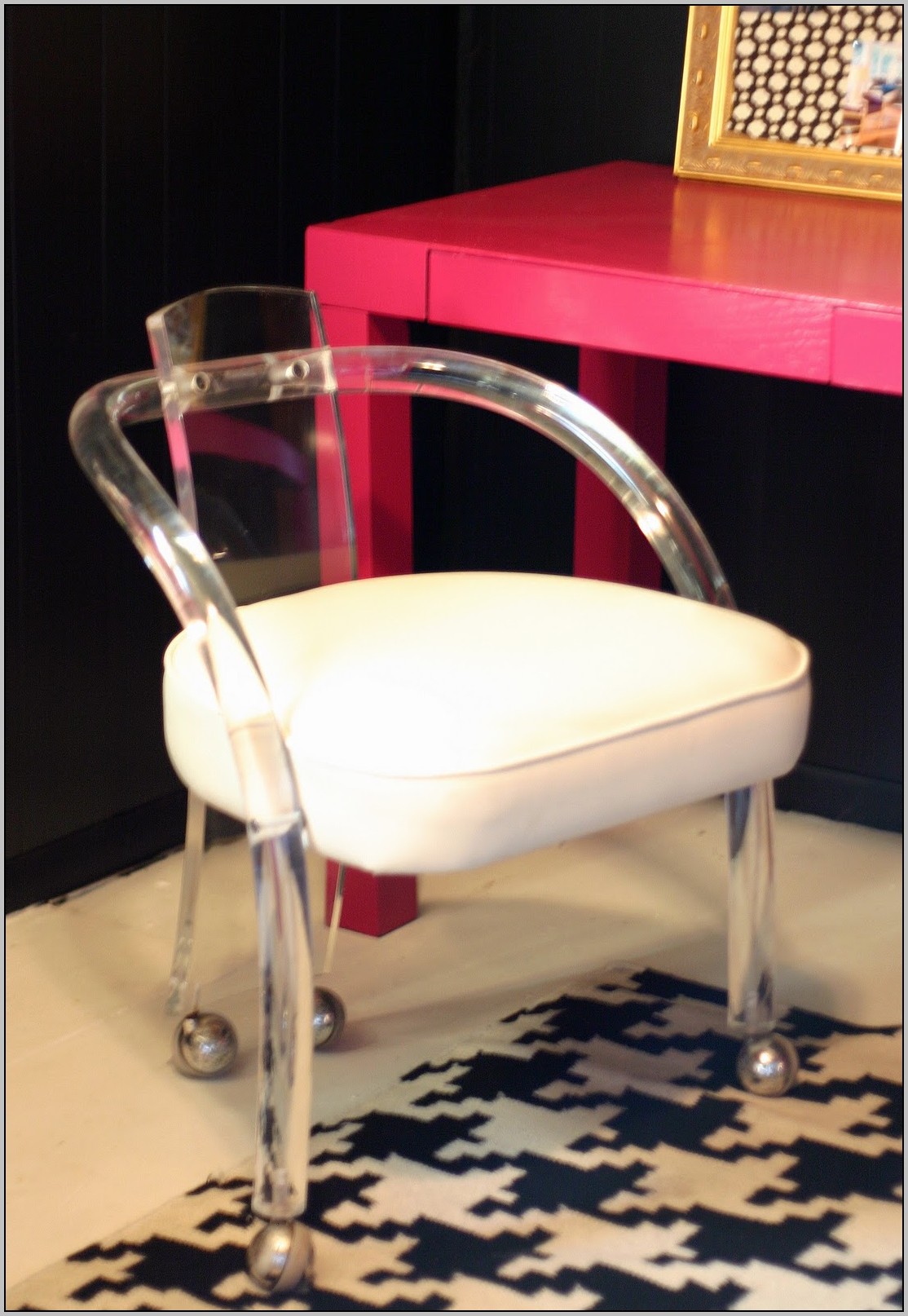 Acrylic Desk Chair Wheels Home Design Ideas Abpwmdkdvx22079 Acrylic Desk Chair Wheels