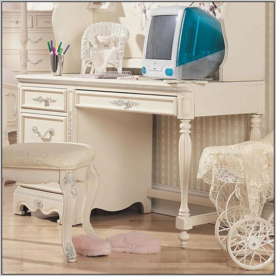 white desk white desk