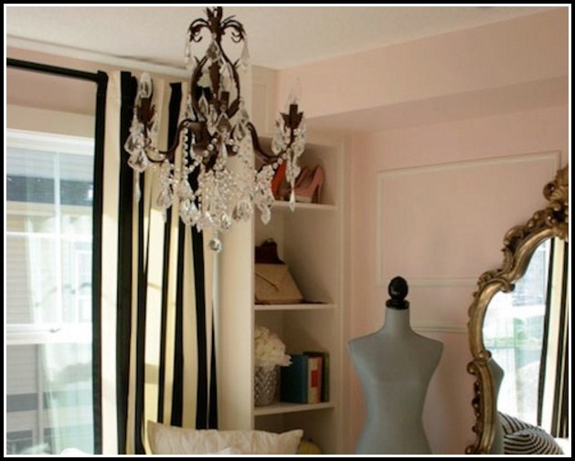 Black And White Damask Bedroom Curtains Black And White Damask Bedroom Curtains