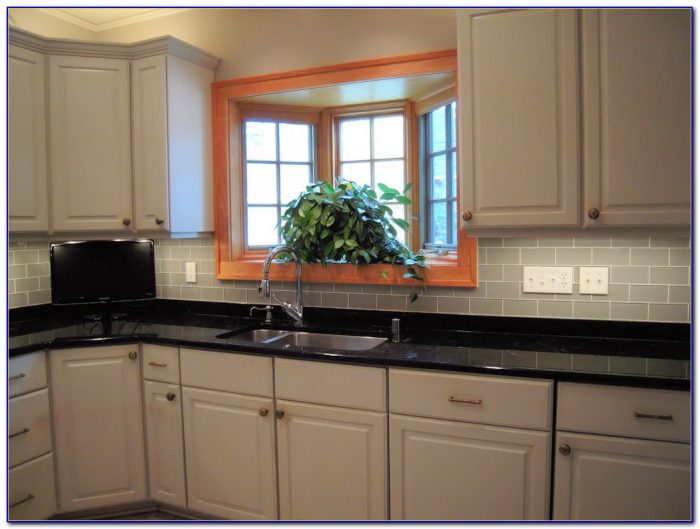 Glass Subway Tile Backsplash Installation Glass Subway Tile Backsplash Installation