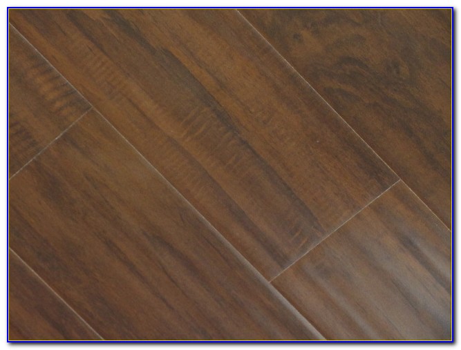 Who Makes Home  Decorators  Collection  Laminate  Flooring  