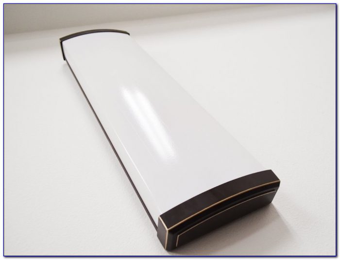 Installing Ceiling Fluorescent Light Fixtures Installing Ceiling Fluorescent Light Fixtures
