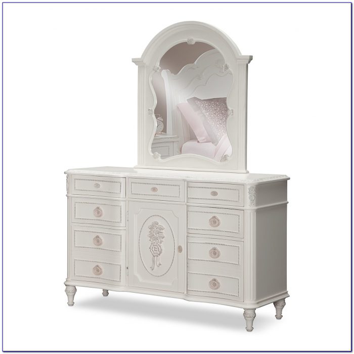 Children's Dresser With Mirror Children's Dresser With Mirror