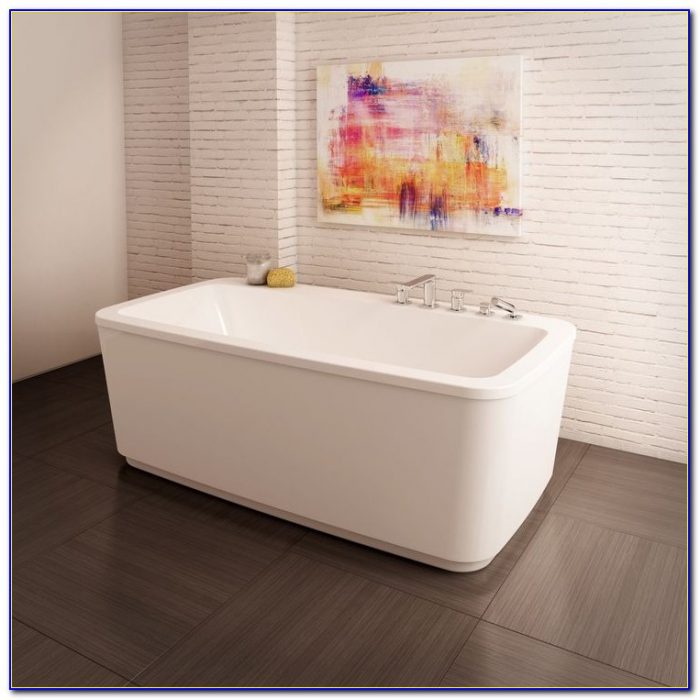 Freestanding Bath With Deck Mounted Taps Freestanding Bath With Deck Mounted Taps