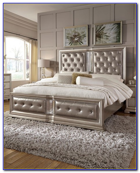 California King Tufted Leather Headboard California King Tufted Leather Headboard