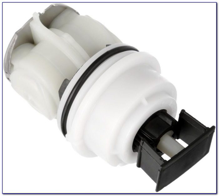 Replacing Delta 1700 Shower Cartridge Fresh 17 Series Monitor Tub And Shower Cartridge Strong Plastic Replacing Delta 1700 Shower Cartridge Fresh 17 Series Monitor Tub And Shower Cartridge Strong Plastic