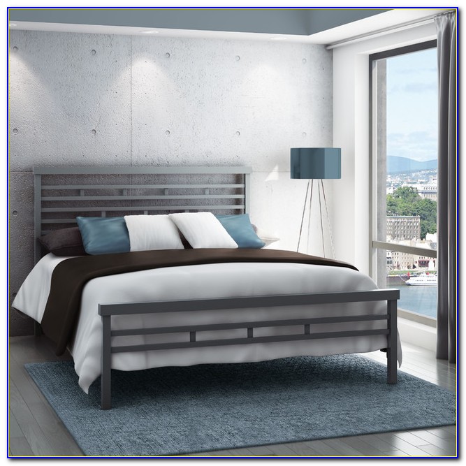 Metal Queen Poster Bed Headboard And Footboard Metal Queen Poster Bed Headboard And Footboard