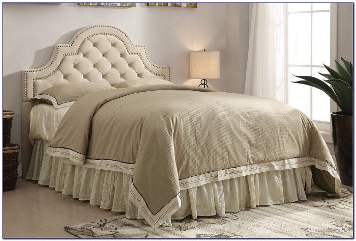 Tufted Headboard With Nailhead Trim Tufted Headboard With Nailhead Trim