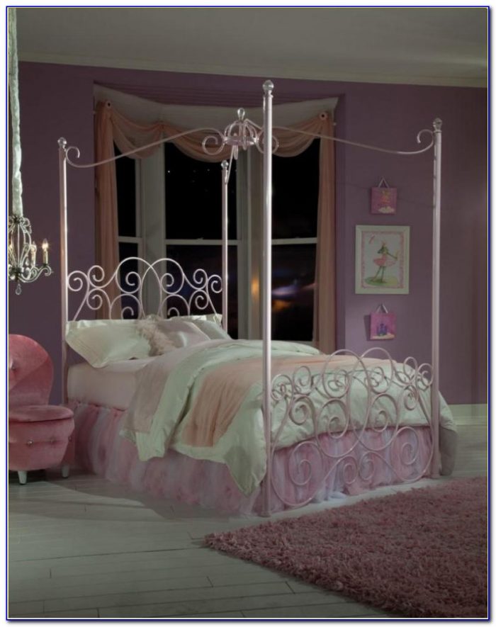 White Metal King Size Headboard White Metal King Size Headboard