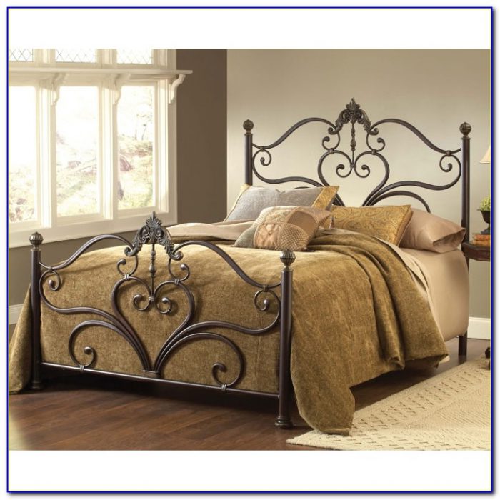 White Metal Queen Headboard And Footboard White Metal Queen Headboard And Footboard