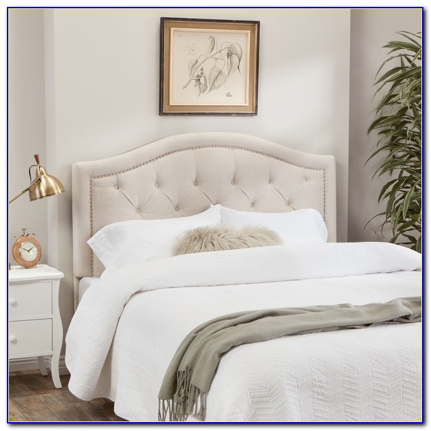 White Tufted Headboard With Nailhead Trim White Tufted Headboard With Nailhead Trim